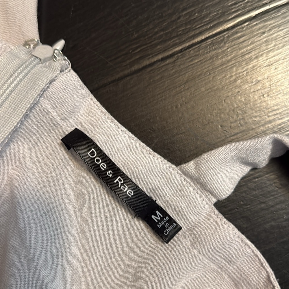 Doe &‎ Rae Light Gray Jumpsuit - Picture 3 of 8